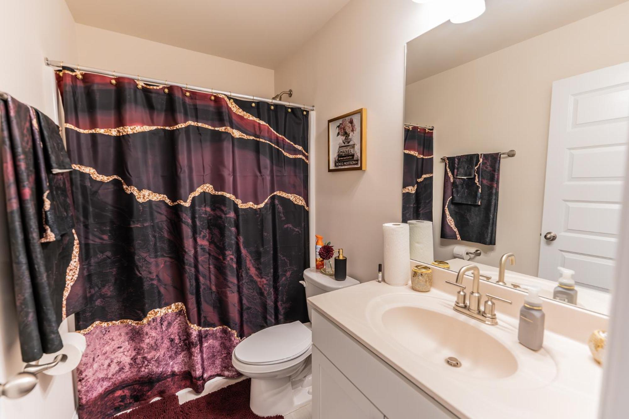 Luxury Bedroom With Private Bath Hampton Εξωτερικό φωτογραφία