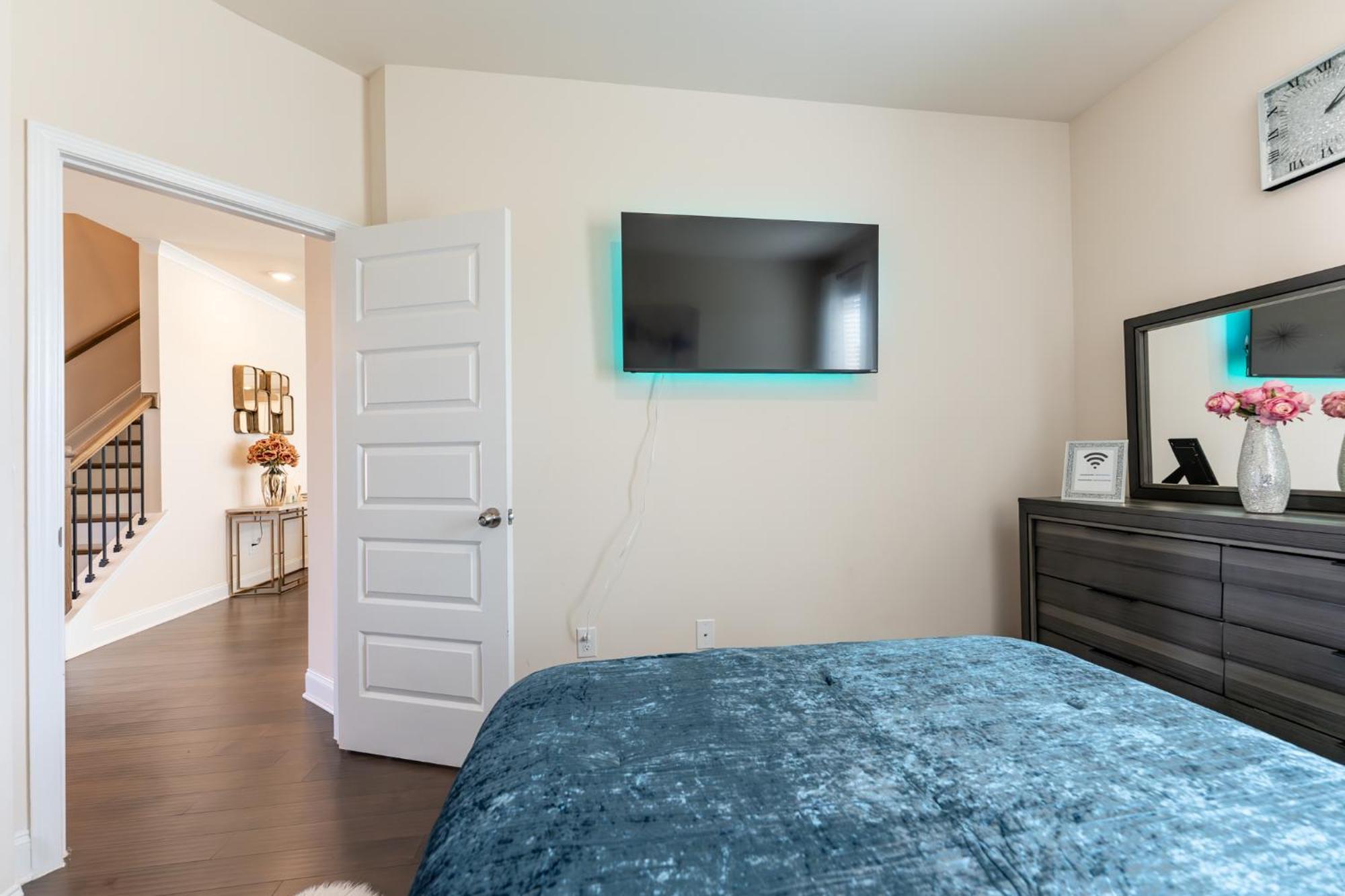 Luxury Bedroom With Private Bath Hampton Εξωτερικό φωτογραφία